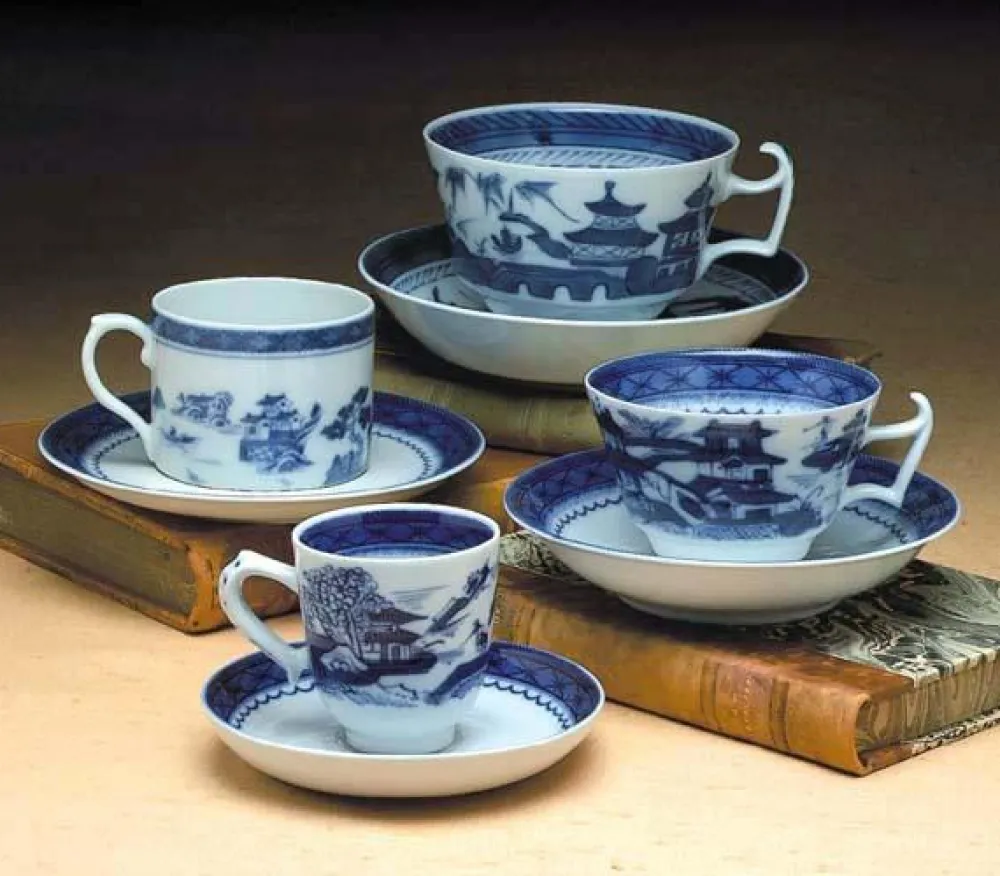 MOTTAHEDEH & COMPANY, INC Blue Canton Large Cup and Sauc - 9076