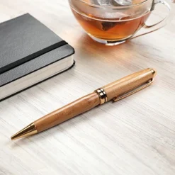 DOUG DILL Historic Wood Pen