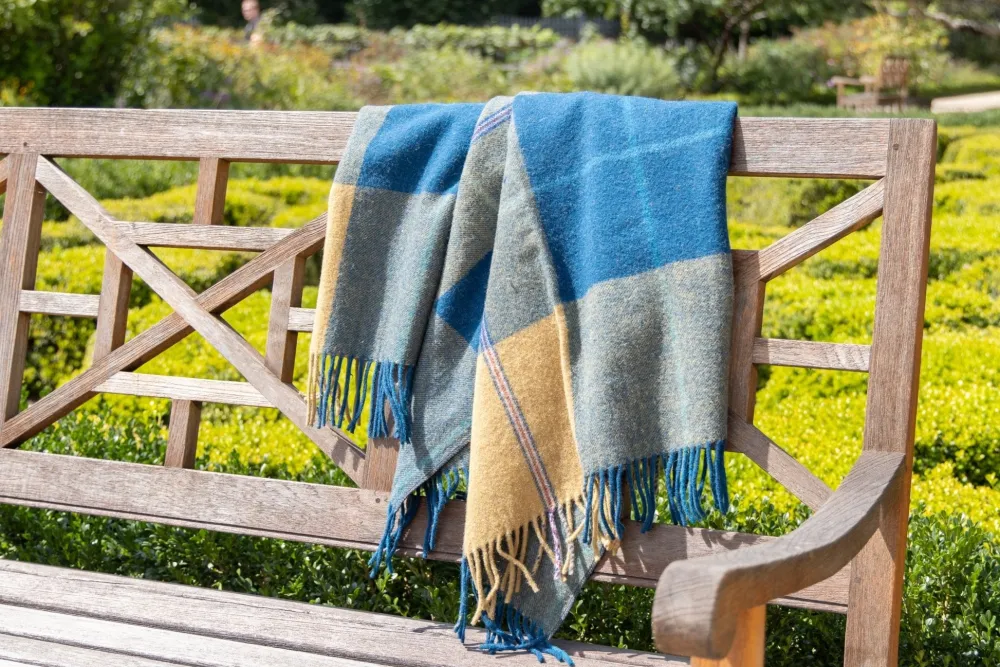 PATRICK KING WOOLLEN COMPANY Tartan Knee - Wool Lap Blanket
